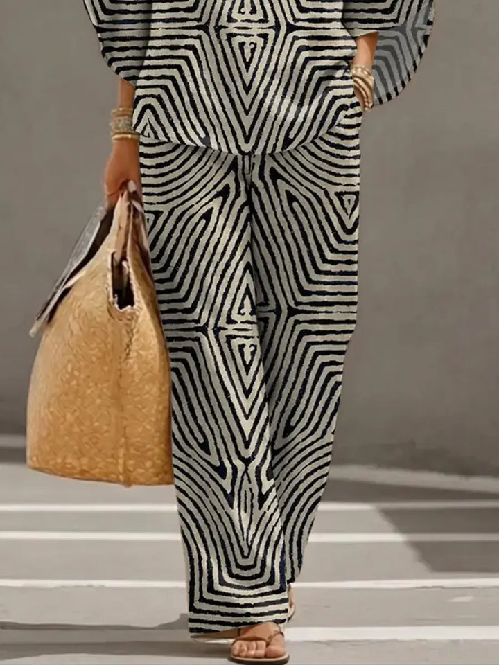 Women's Retro Line Art Print Casual 3/4 Sleeve Top And Pants Cotton Linen Suits
