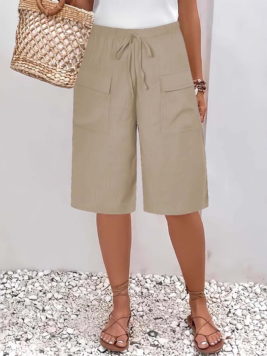 Women's Solid Color Casual Loose Stylish Pockets Shorts