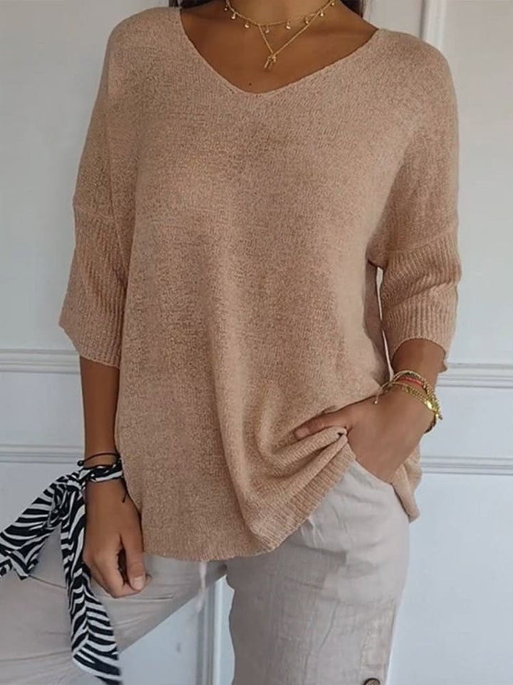 Women's Solid Color Knitted 3/4 Sleeve V-neck Top
